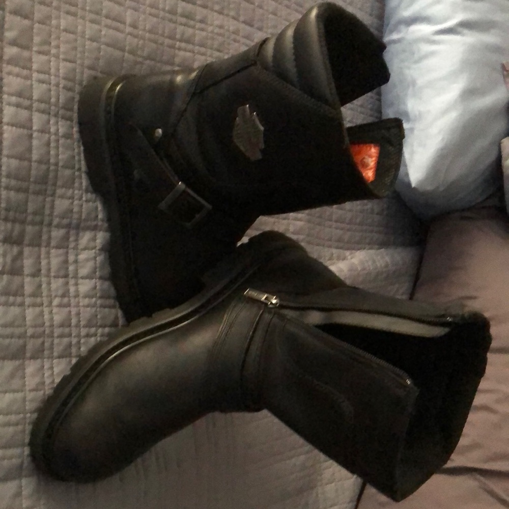 Riding boots